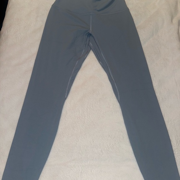 lululemon women’s leggings - Picture 2 of 2